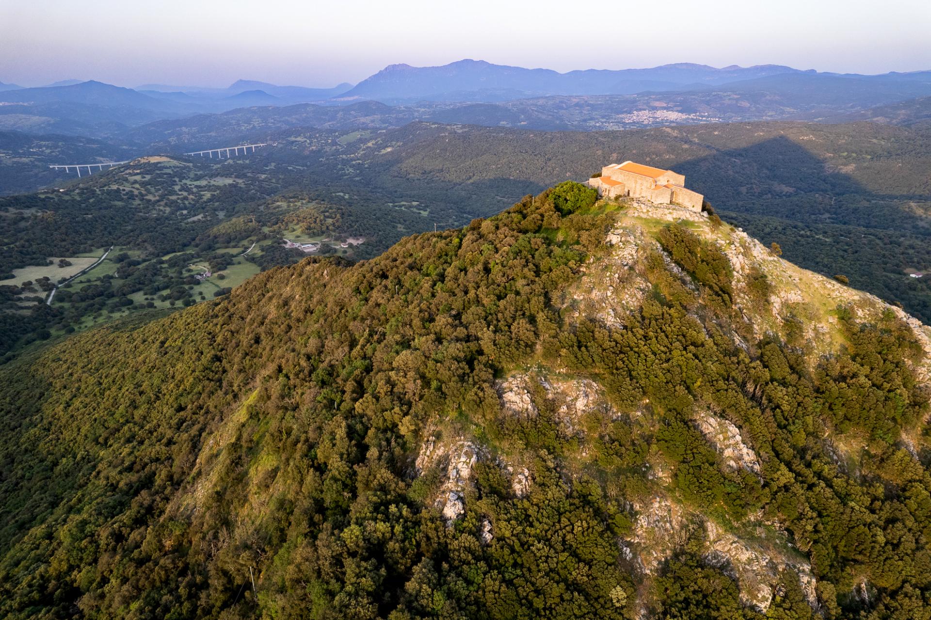 Sarule - monte Gonare (foto Matteo Cara, uso concessa dal Gal BMG)