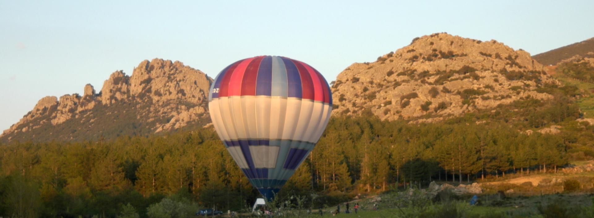 Ascensioni in mongolfiera nel bosco a Crastazza