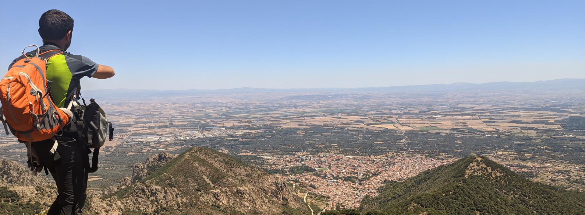 il colle di Cuccureddu, visto dall'alto