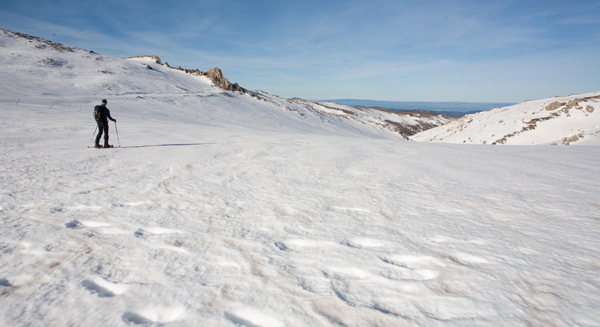 721A end - La sterrata che sale a Bruncu Spina in versione invernale.jpg