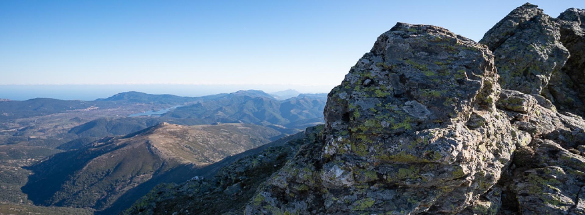 741, 702- Vista verso sudest dalle cime più alte.jpg